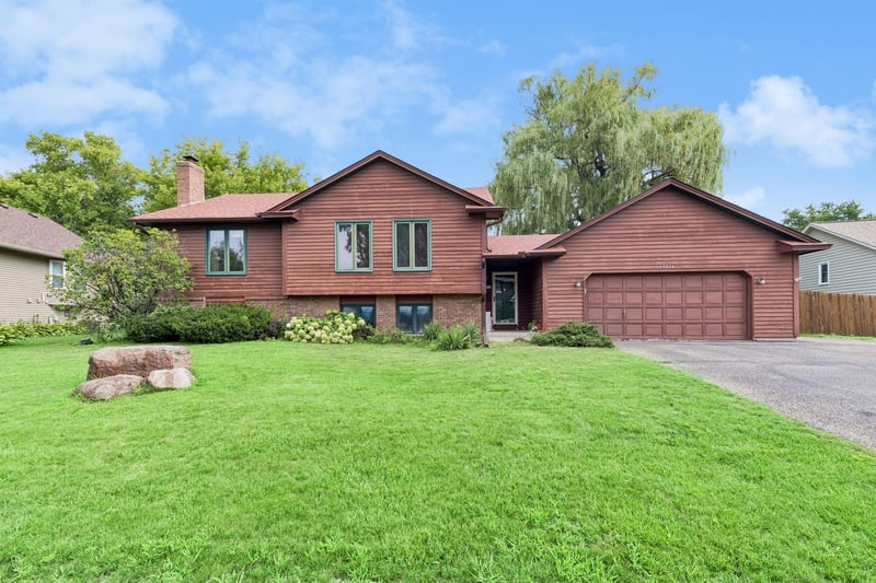 19036 Echo Ln, Farmington, MN 55024