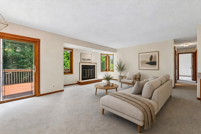 15481 Michele Ln, Eden Prairie, MN 55346