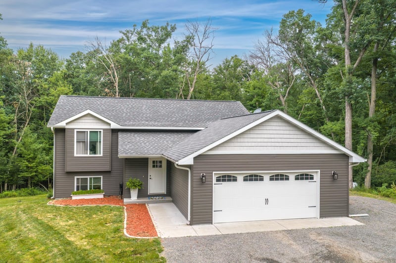 2339 84th Ave, Osceola, WI 54020