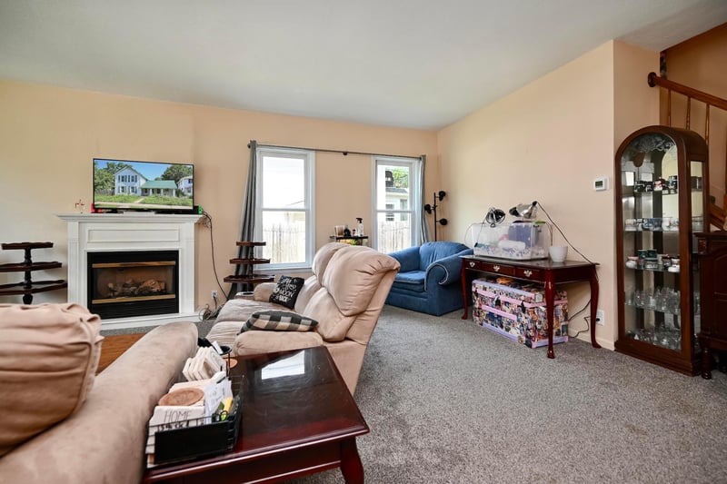 214 E Howard St, Winona, MN 55987