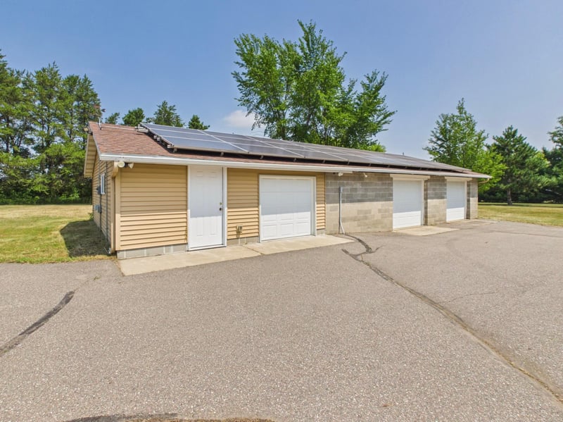 15418 Nature Rd, Royalton, MN 56373