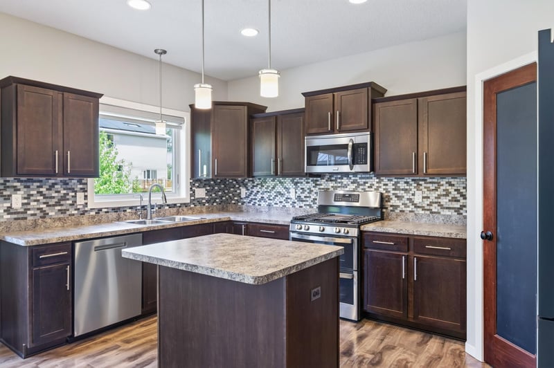 2299 Gall Ave, Maplewood, MN 55109