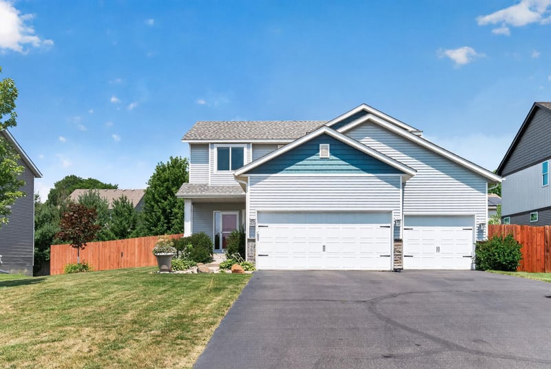 2299 Gall Ave, Maplewood, MN 55109