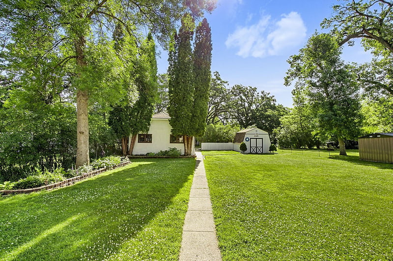 645 Main St S, Hutchinson, MN 55350