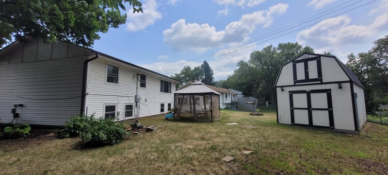8026 Hynes Ave S, Cottage Grove, MN 55016
