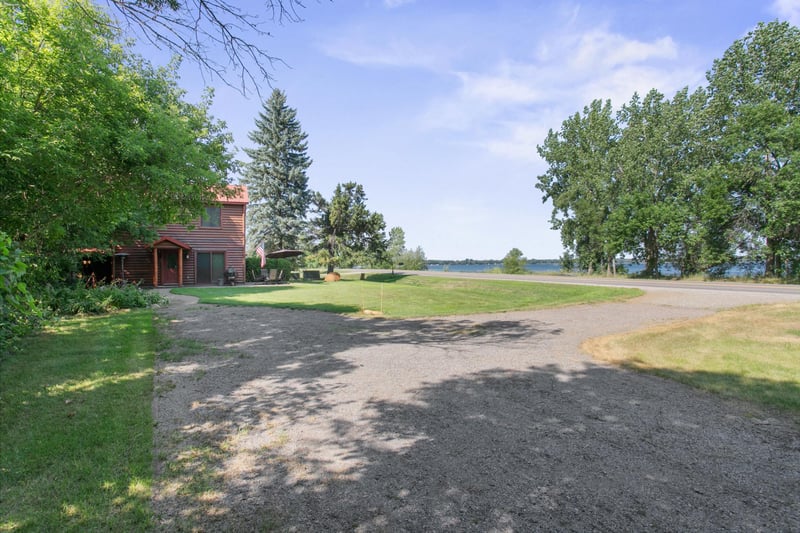 21225 County Road 8, Cold Spring, MN 56320