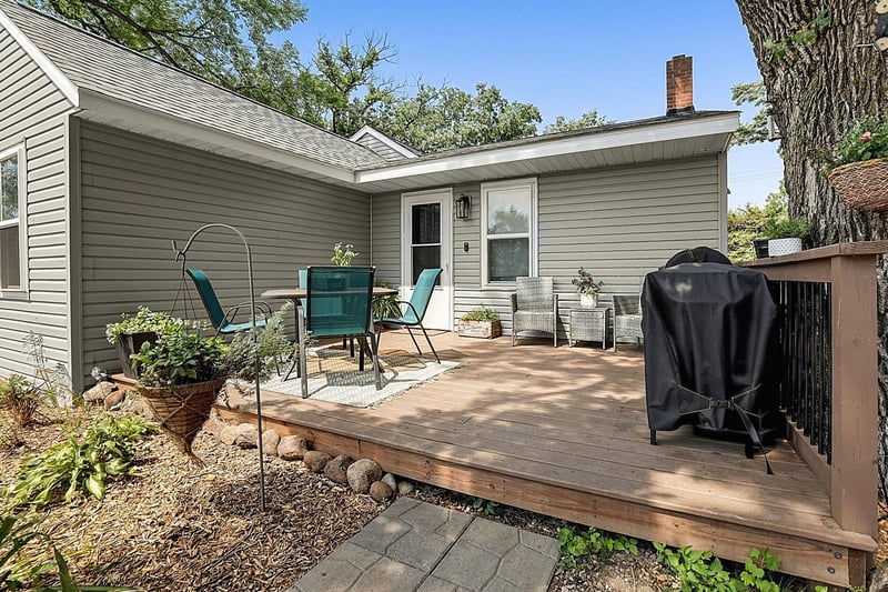 245 W Centre St, Royalton, MN 56373