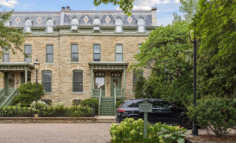 16 Grove St #16B, Minneapolis, MN 55401