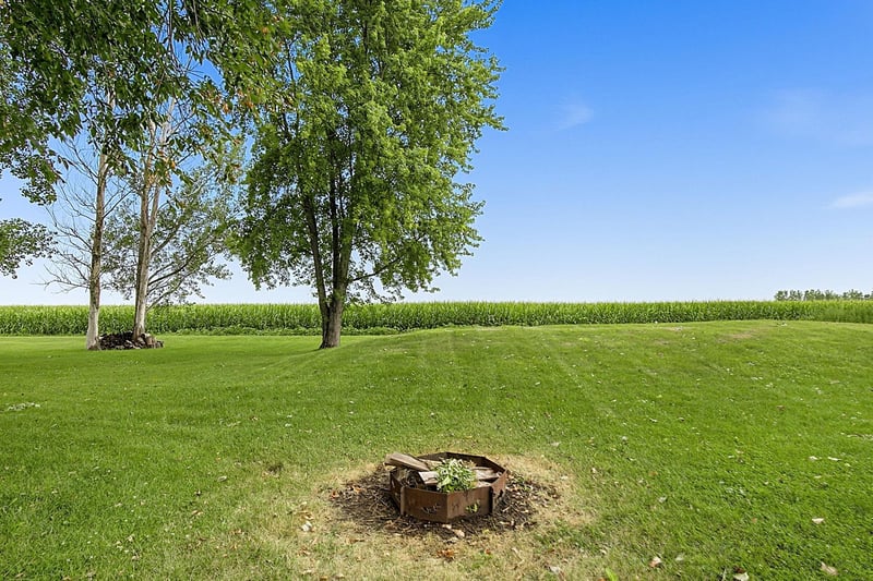 135 Airport Rd, Hutchinson, MN 55350