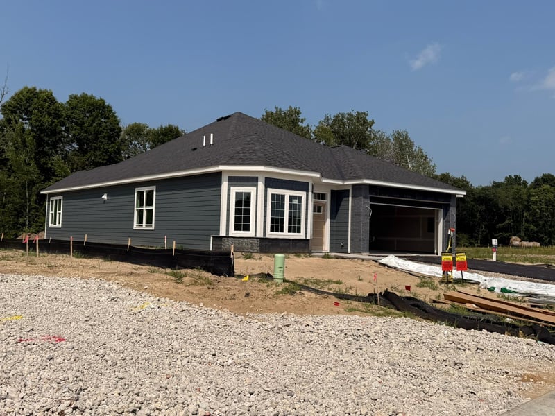 8235 Haywood Dr, Lino Lakes, MN 55014