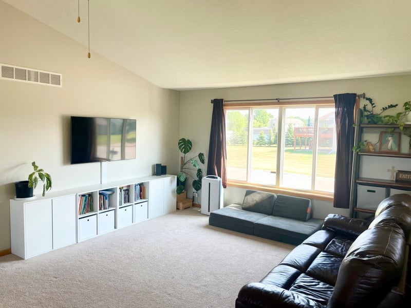 1050 Forest City Blvd NW, Maple Lake, MN 55358