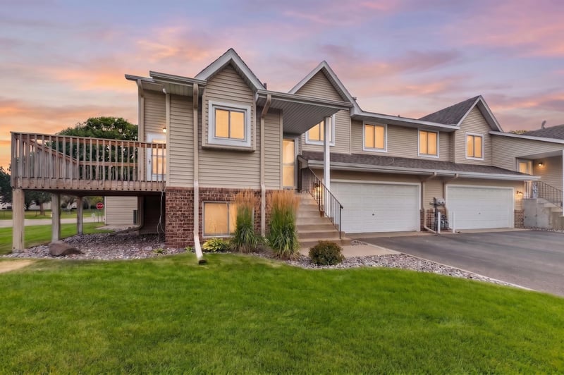9313 Loch Lomond Ln, Brooklyn Park, MN 55443