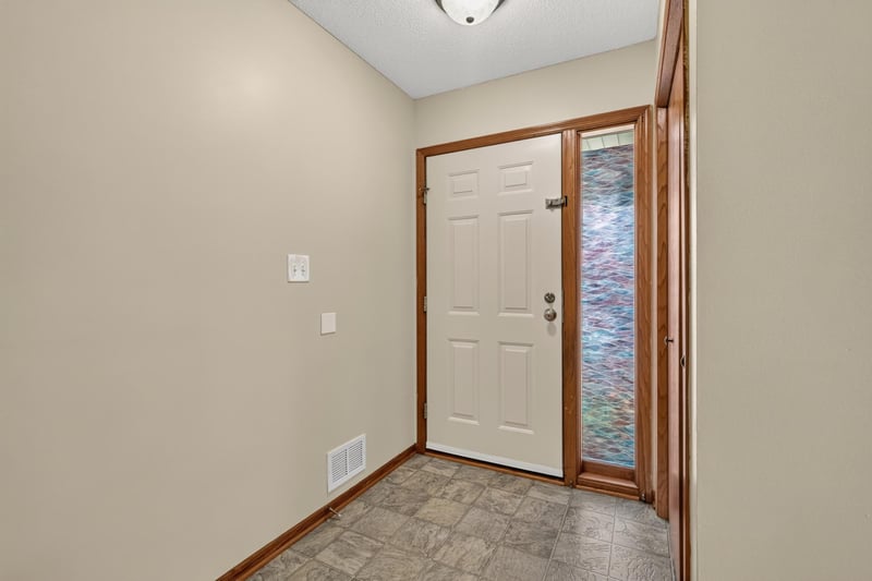 9313 Loch Lomond Ln, Brooklyn Park, MN 55443