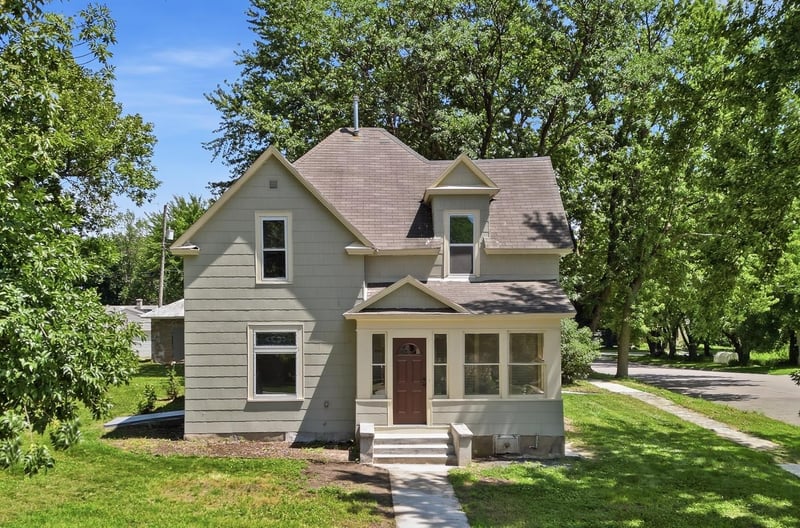 103 N 3rd St, Kiester, MN 56051