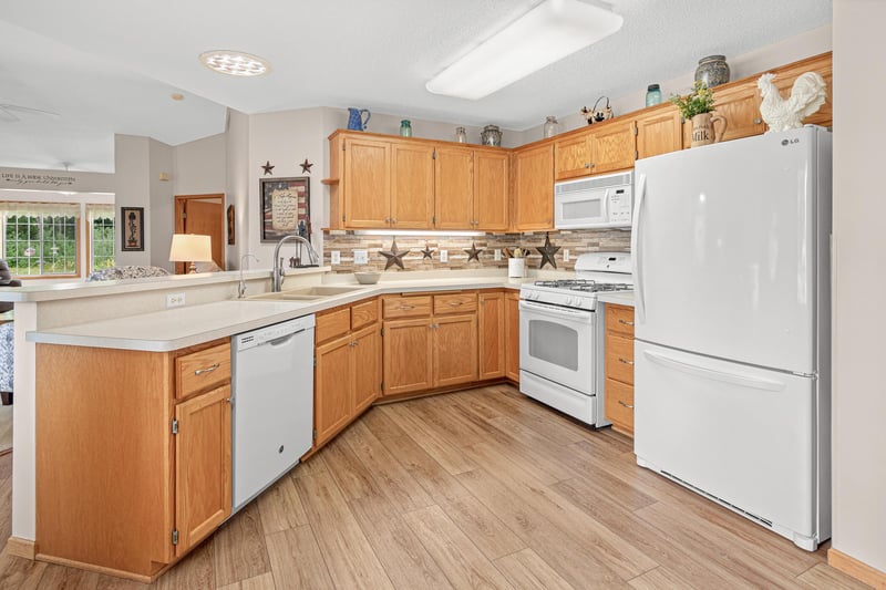 13098 Brookside Ln N, Rogers, MN 55374