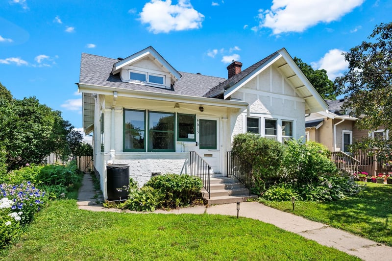 4615 1st Ave S, Minneapolis, MN 55419