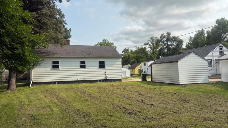 318 5th Ave NE, Clara City, MN 56222