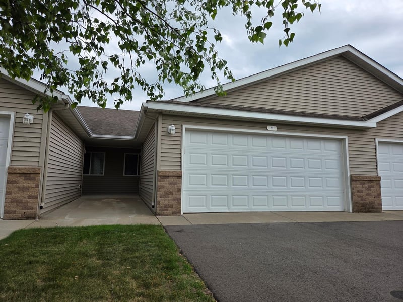 939 Cypress Rd #51, Saint Cloud, MN 56303