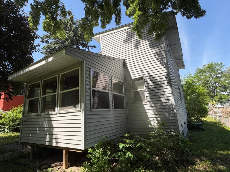 4228 Washington St NE, Columbia Heights, MN 55421