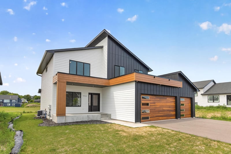 9933 14th Cir NE, Saint Michael, MN 55376