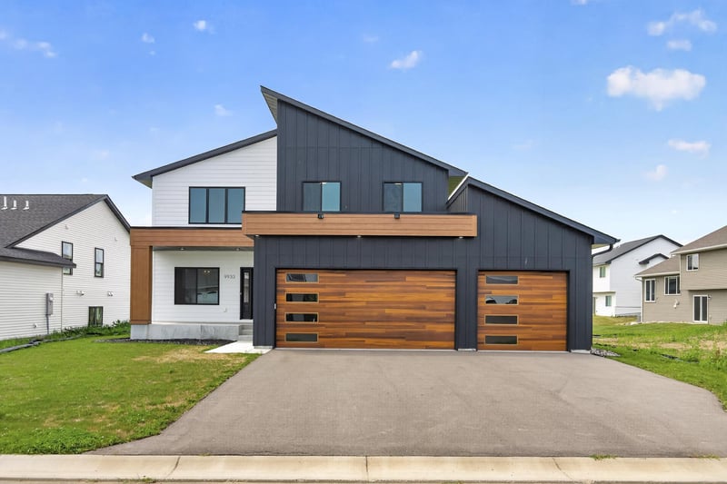 9933 14th Cir NE, Saint Michael, MN 55376