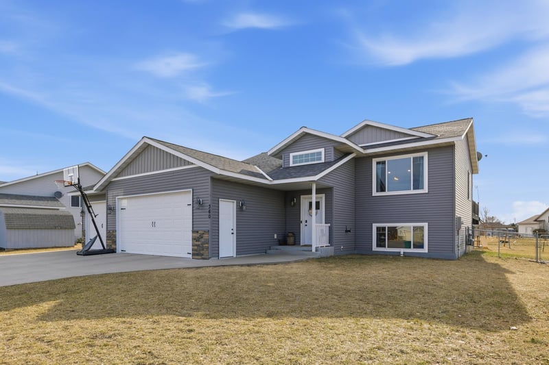 360 2nd Street Ct SW, Rice, MN 56367
