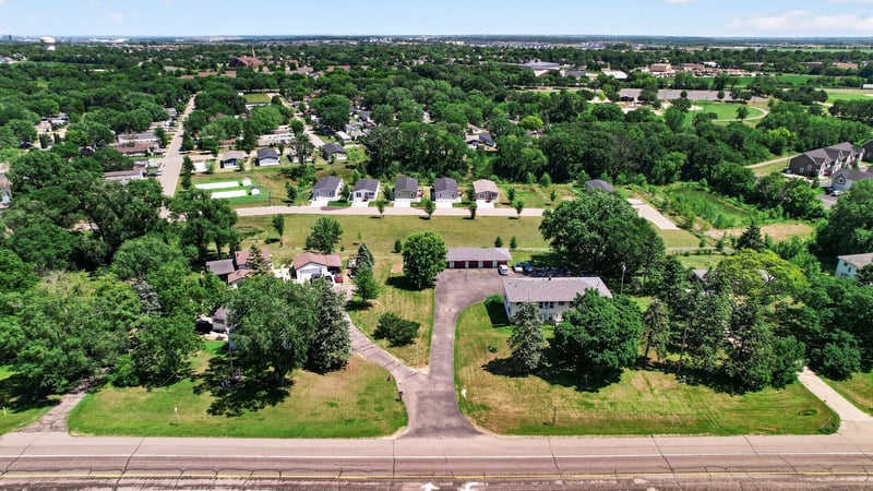 13830 S Robert Trl, Rosemount, MN 55068