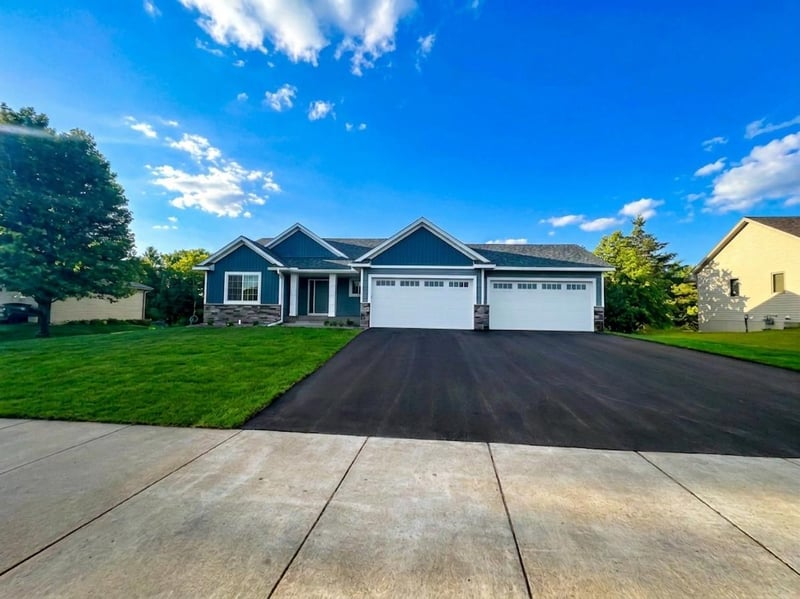 21202 Tippecanoe St NE, East Bethel, MN 55011
