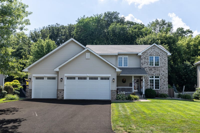 19447 Elkridge Trl, Farmington, MN 55024