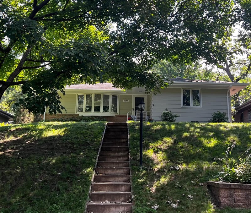 4248 France Ave N, Robbinsdale, MN 55422