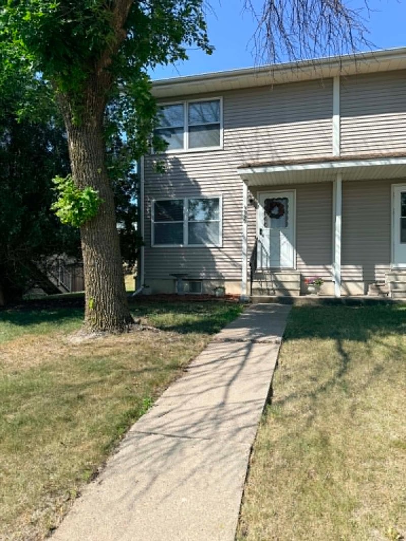 1306 S German St, New Ulm, MN 56073