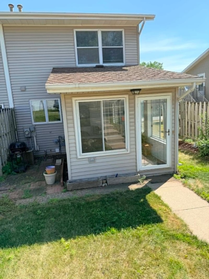 1306 S German St, New Ulm, MN 56073