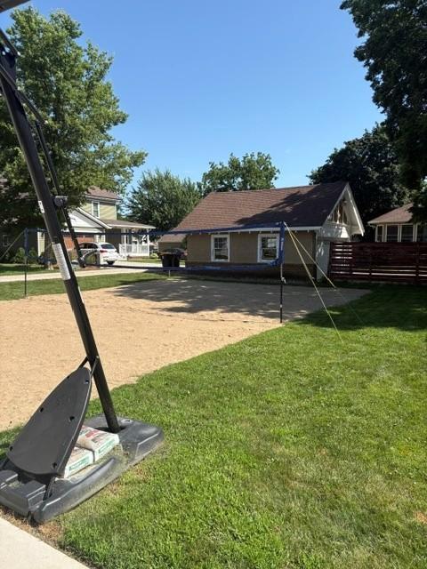 1345 6th Ave N, Windom, MN 56101