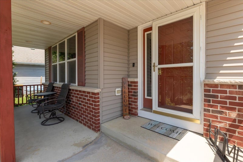 1012 3rd Ave NE, Byron, MN 55920