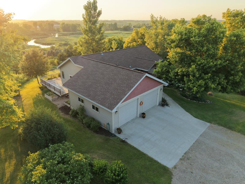 20799 457th Ave, Morris, MN 56267