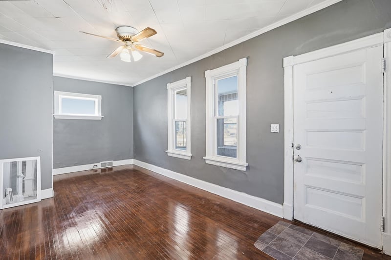 324 Van Buren Ave, Saint Paul, MN 55103