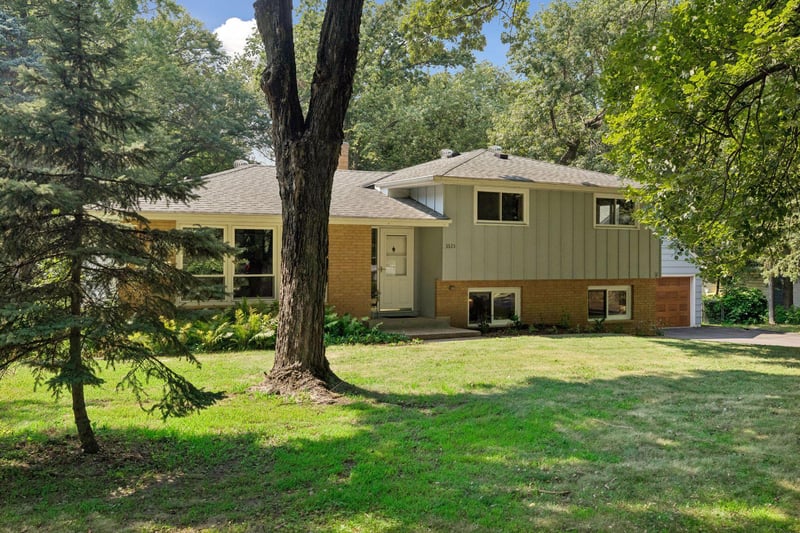 3535 Rustic Pl, Shoreview, MN 55126