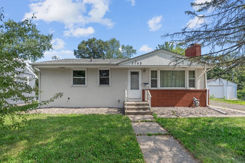 2168 Hawthorne Ave E, Saint Paul, MN 55119