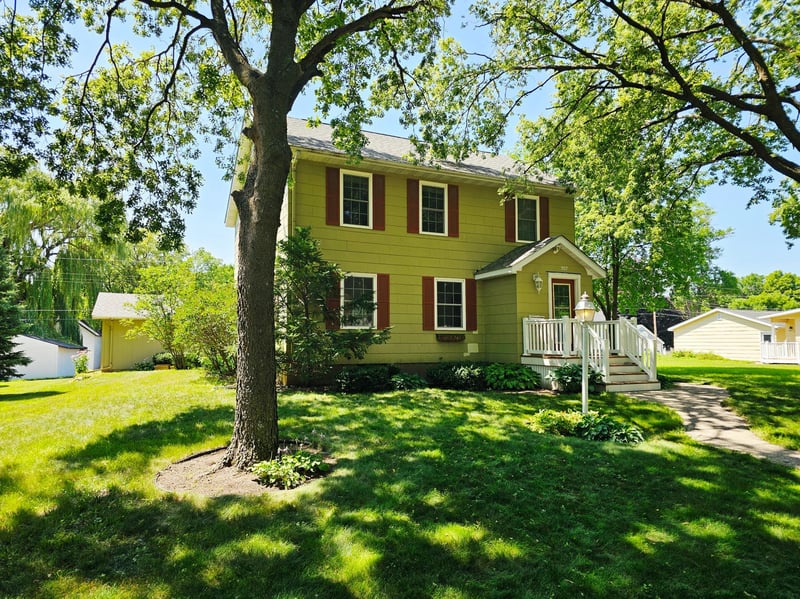 307 S 12th St, Montevideo, MN 56265