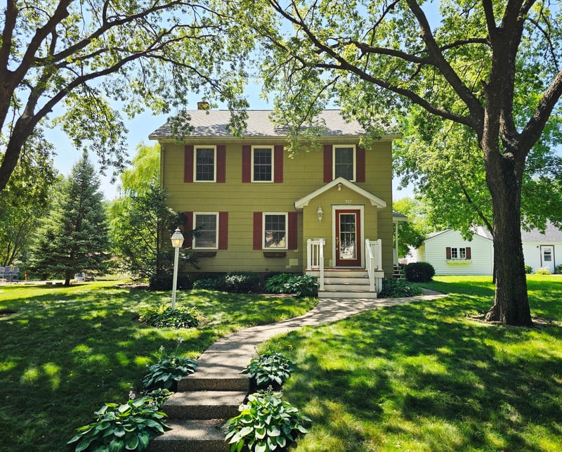 307 S 12th St, Montevideo, MN 56265