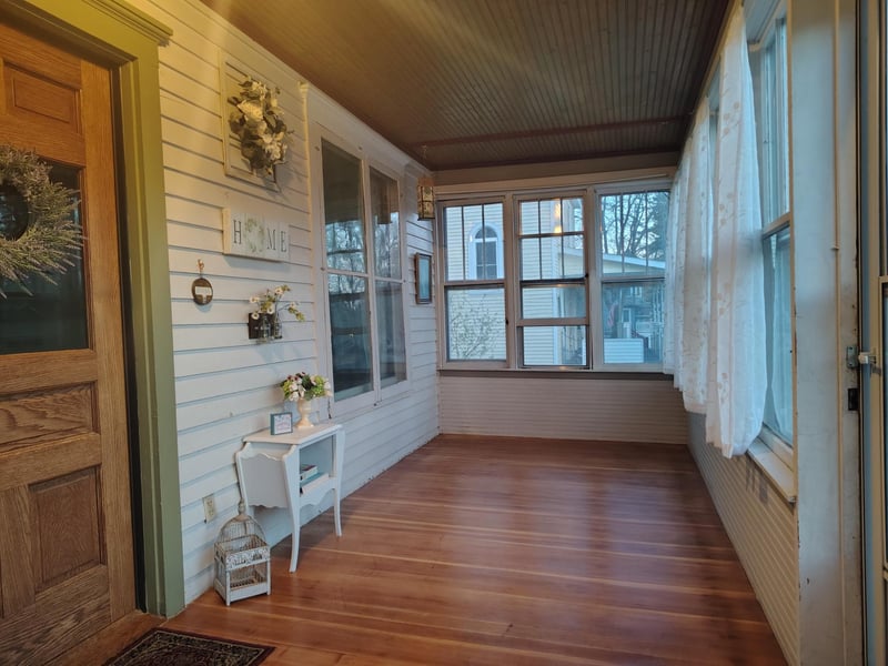 112 N 4th St, Montevideo, MN 56265