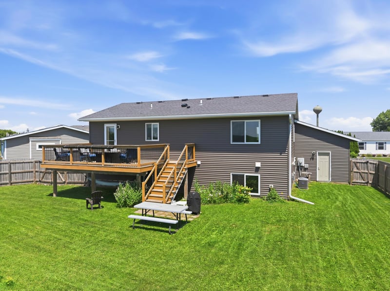 59 Southfork Pl SE, Kasson, MN 55944