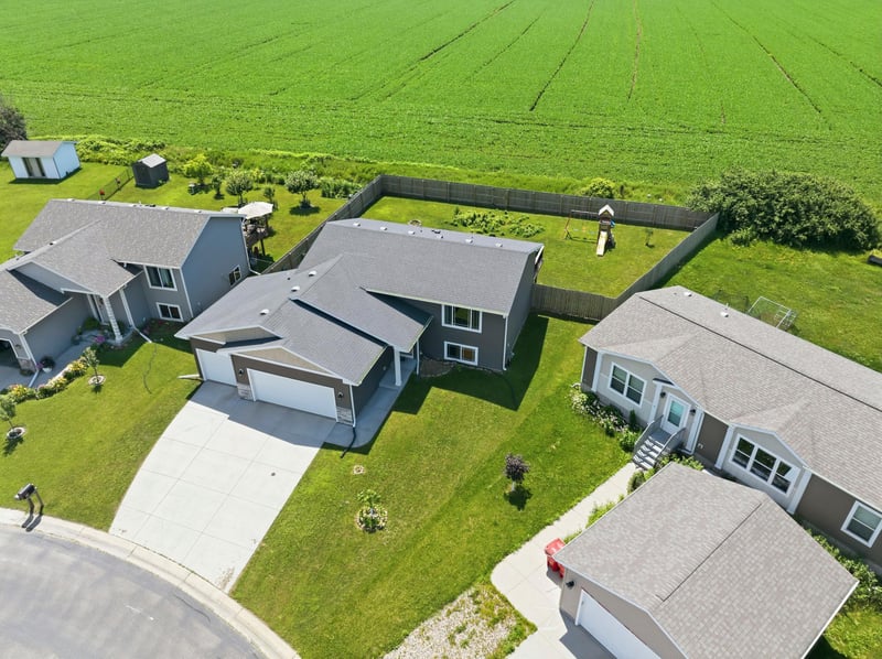 59 Southfork Pl SE, Kasson, MN 55944