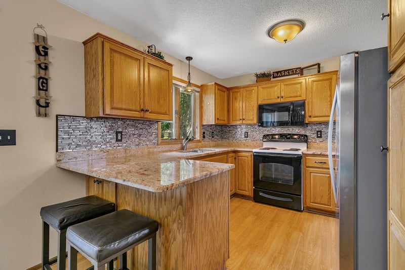 416 13th St N, Sauk Rapids, MN 56379