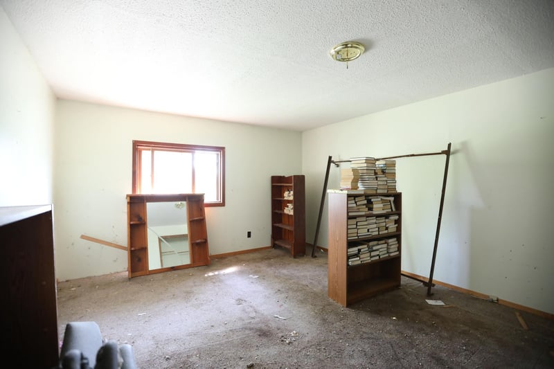 701 9th St NE, Little Falls, MN 56345