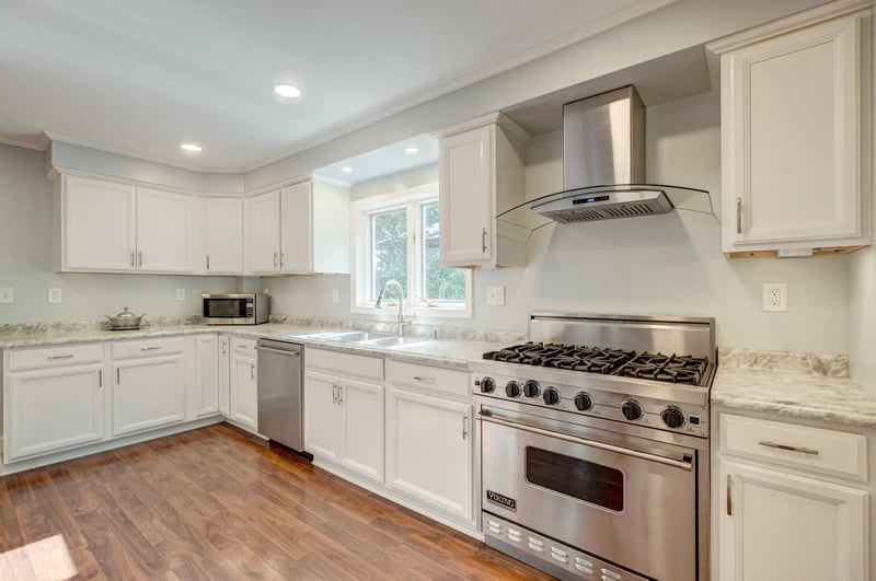 950 Juno Ave, Saint Paul, MN 55102