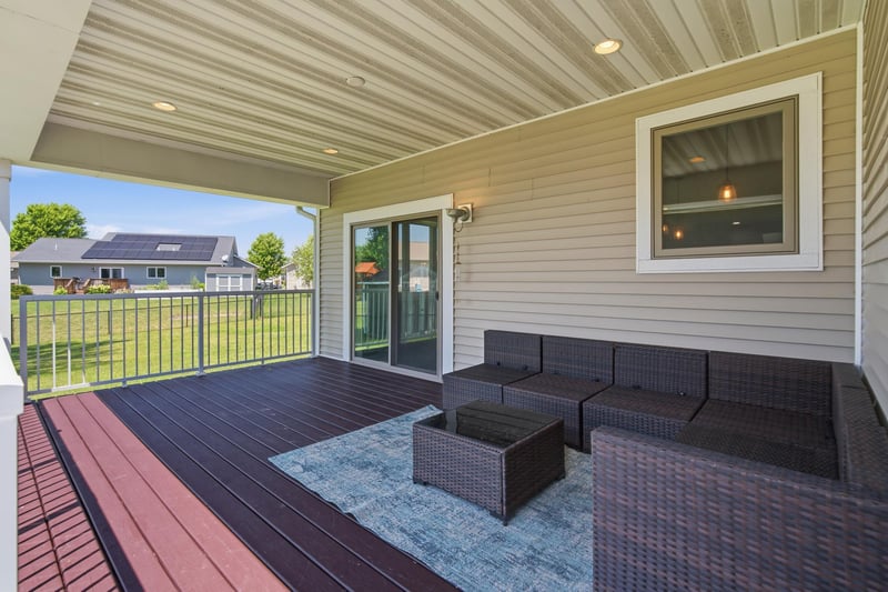 820 Fieldcrest Dr, Mankato, MN 56001