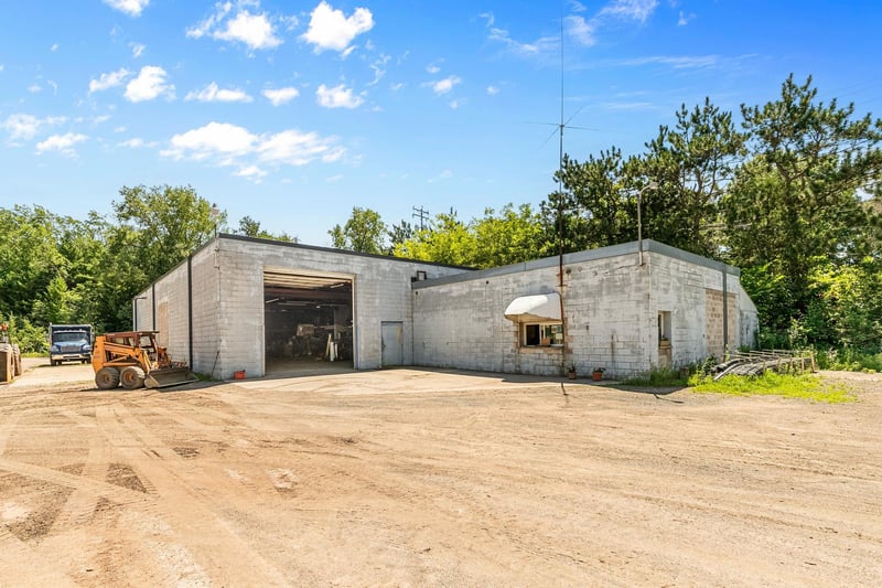 8303 216th St N, Forest Lake, MN 55025