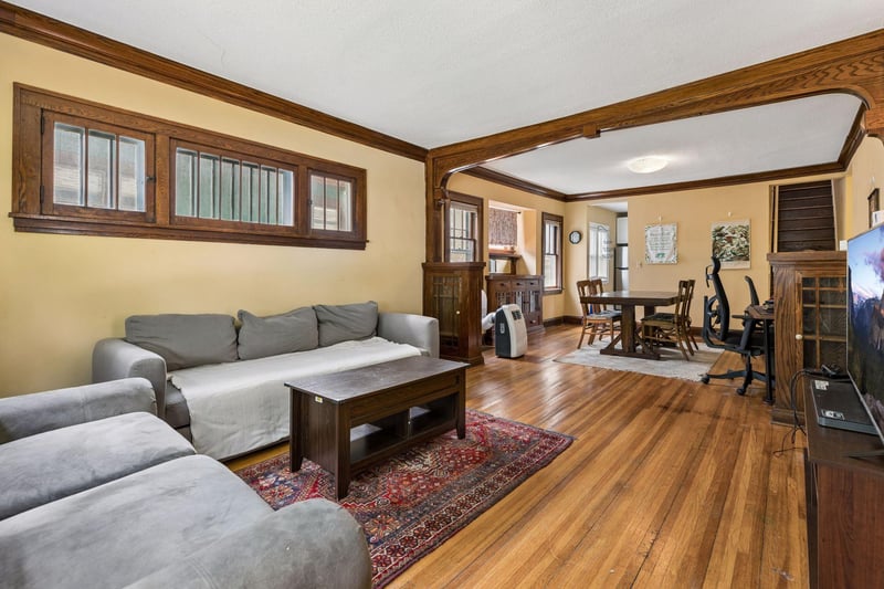 4248 Park Ave, Minneapolis, MN 55407