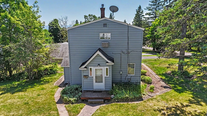 502 Park St, Duluth, MN 55803